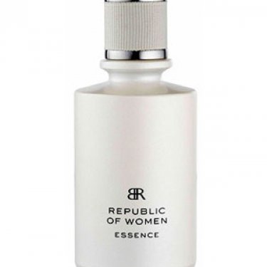 Republic of Women Essence
