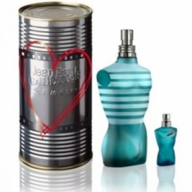 Le Male Love Actually