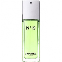 No. 19 (Eau de Toilette)